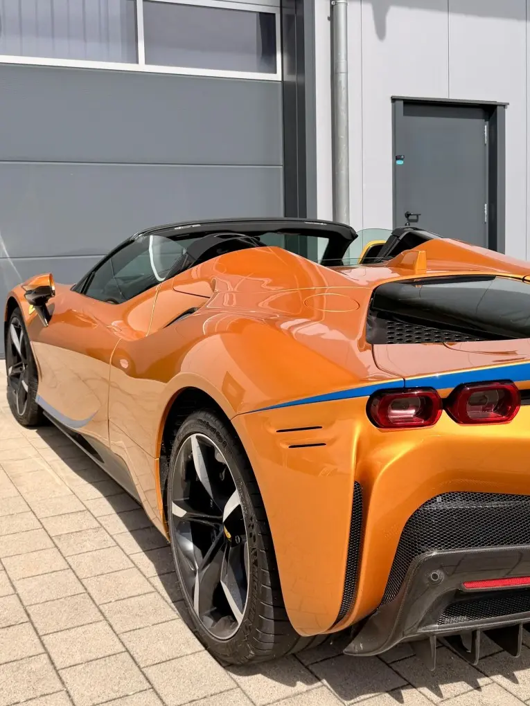 Ferrari SF90 Spider Tailor Made 2025, extérieur — Monaco Super Car Rental, Monaco